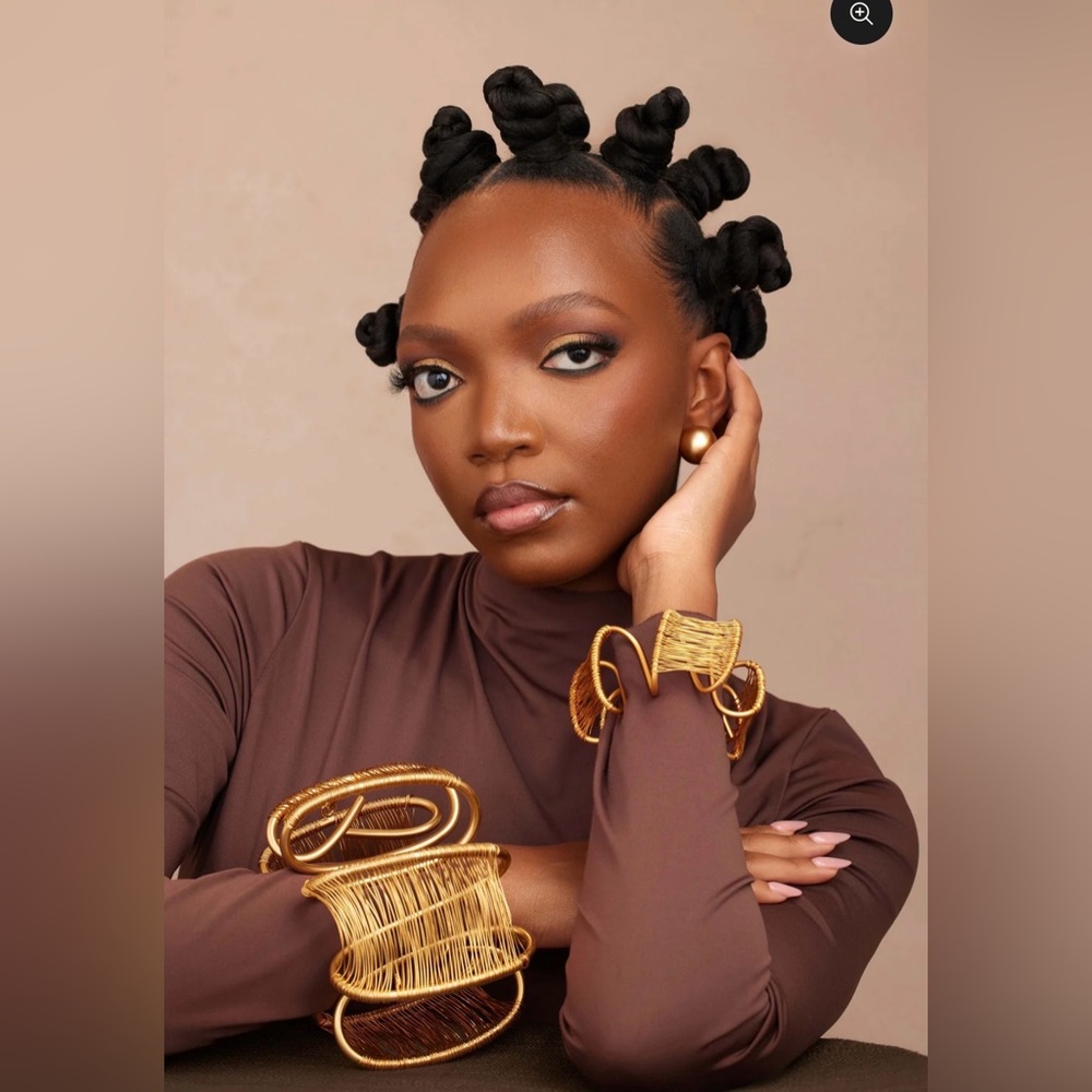 KHOI Kohm Gold Wire Statement Bracelet size large